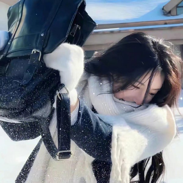 与彩云相遇2023